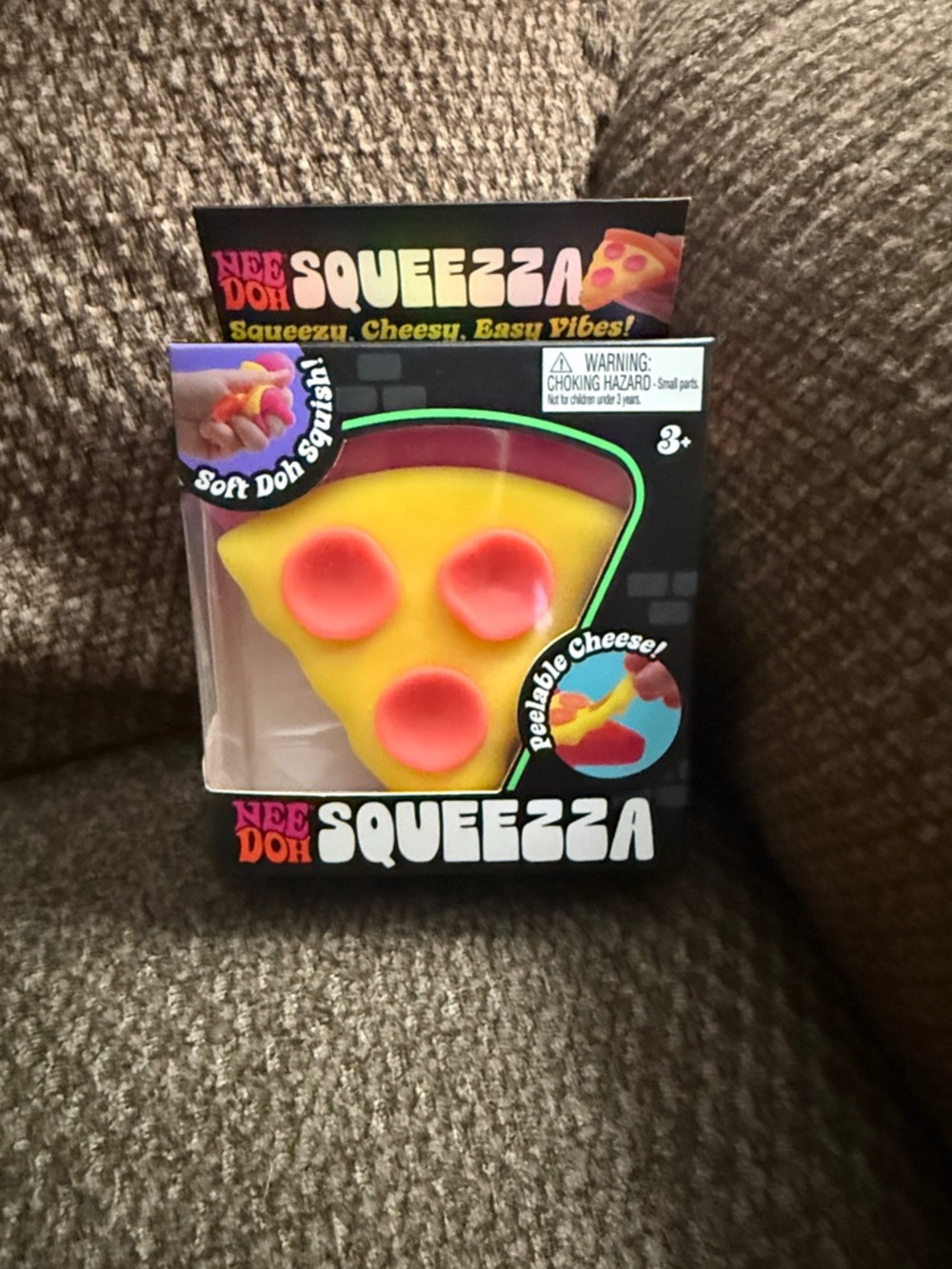 NeeDoh Squeezza pizza